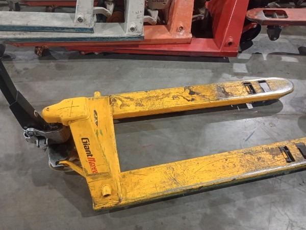 Manual Pallet Jacks - Shipment # 424839
